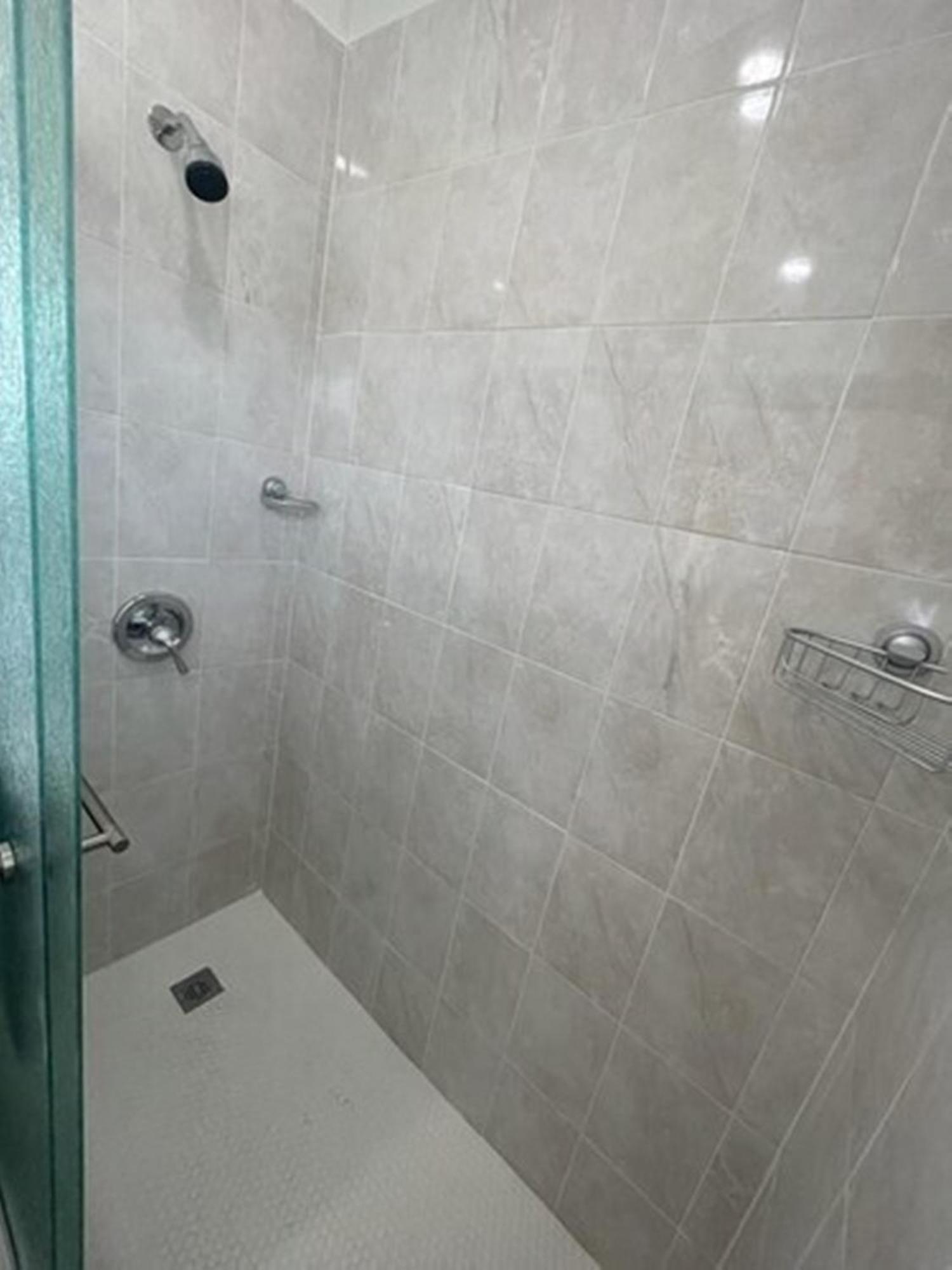 Fully Equipped Apartments With Parking Near Cocowalk 迈阿密 外观 照片